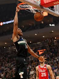 1,122,120 likes · 123,528 talking about this. Khris Middleton S Reaction To The Giannis Dunk Thursday Was Amazing