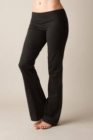Petite yoga pants and tall womens athletic wear perfect for the ladies who struggle to find fthe perfect sports clothing! Tall Yoga Pants 9 Retailers Styling Tips Lovetoknow