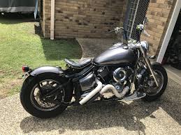 Xvs1100 Bobber 8 Inch Ape Hangers Curb Burner Exhaust Custom Paint Bobber Yamaha Dragstar Ape Hangers