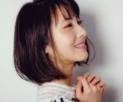 pin oleh 香織 di hamabe minami 浜辺美波