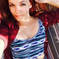 Melissa Langer's Instagram, Twitter & Facebook