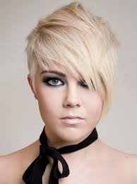 pin von kelly krawl wilson auf short haircuts haar styling haarschnitt ideen styling kurzes haar