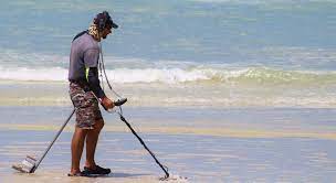 Thus, a metal detector can be used by prospectors and treasure hunters to detect gold. Metal Detecting Laws Where Can I Detect Treasure Discover Detecting