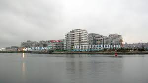 Today i'm showing you the best way to find an apartment in vancouver, bc. Olympisches Dorf Vancouver Wikipedia