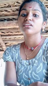 namma ooru vanthutu tiktok pannalana epdi 😎😎 maadila ninnu Ena yean ...