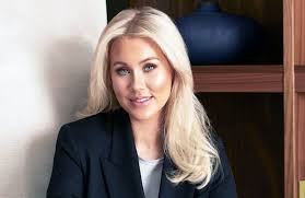 An interesting fact is that isabella löwengrip was born under a horoscope sign of capricorn. Lowengrip Rasar Vinsten Sjunker Nastan 100 Procent Ehandel Se