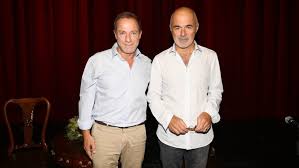 Ο στάθης λιβαθινός είναι ο διάδοχος του σωτήρη χατζάκη, ο διορισμός του οποίου ανακλήθηκε με φεκ που δημοσιεύθηκε στις 21 απριλίου. E8niko 8eatro O Sta8hs Liba8inos Paredwse Th Diey8ynsh Ston Dhmhtrh Lignadh Znews