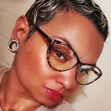 If you ever lived in Parkchester........you know!...Harmony Records 1625  Unionport Road, The Bronx. I wish I could get back HALF the money I spent  in this store. Harmony Records was a Parkchester