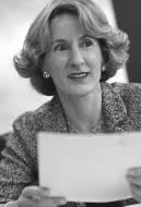 2001 MBIA ANNUAL REPORT CAPITAL STRENGTH. TRIPLE-A PERFORMANCE. RISK  MANAGEMENT TOTAL COMMITMENT RESULTS CERTAINTY OF EXECUTION