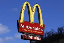 Man Attacks Golden Arches At Oregon Mcdonald S Police Say Mcdonalds Dole Whip Park S