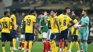 Em vídeo: Depois de Almirón... novo jogador é expulso pela “regra do Vinícius”
