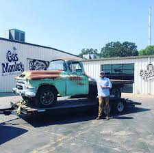 Gas monkey garage, a restoration and custom car shop made famous by discovery chanel's television show, fast n' loud perfectly depicts this reality tv ideology. Gas Monkey Garage A Twitter Another Happy Customer He Scored On Richard S Latest Truck Purchases From Our Website Wanna Check Out Our Inventory Head To Https T Co 7bnb4oeoca To See What We Have For