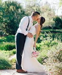 Jenna Ebert Photography Captures Reina And Justin S Romantic Outdoor April Wedding At Springs Preserve Las April Wedding Bridal Expo Las Vegas Wedding Planning