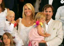 En 2007, marie sara nous recevait et nous parlait de la tauromachie, passion commune du couple, vers laquelle elle est revenue après la naissance de leurs enfants: Marie Sara Bourseiller Christophe Lambert Leurs Enfants Laloo Et Rebecca 4 Ans Et Sara Luna Fille De Marie Sara Et Henri L Mariage De Marie Sara Bourseil Purepeople