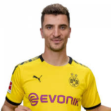 A former postman who almost stopped playing football. Thomas Meunier Profile Bio Height Weight Stats Photos Videos Bet Bet Net