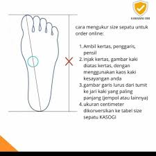 Mengukur bajuuntuk lebih mudah mengukur sendiri, paling mudah menggunakan baju kita yang sudah ada yang paling pas di siapkan meteran, atau dengan penggaris biasa juga bisa, jika menggunakan cara ini. Jual Cara Mengukur Kaki Kota Surabaya Kasogishoes Tokopedia