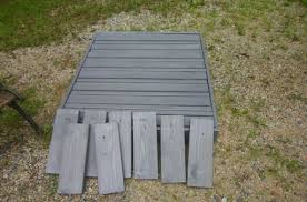 They have been reproduced using digital production techniques. Minwax Guerrinawaters