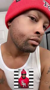 Had to let it breathe for a minute. 😄 #strugglebeard #fyp #jokes #shave  #stubble #fiveoclockshadow