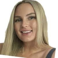 Shari Boone's Instagram, Twitter & Facebook