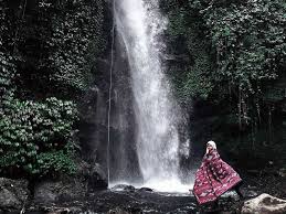 Tak asing lagi kan jika kini banyak warganet berburu foto instagramable untuk eksistensi di media sosial. Sejuknya Air Di Coban Siuk Malang Amazing Malang