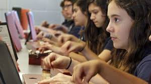 Dulcimer class creates bond between Pinellas seniors and Our Lady of  Lourdes students