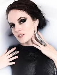 VAmL_购票_剧情介绍_演职人员_图集-猫眼电影