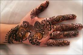 Front Hand Mehndi Designs Easy And Simple Henna Designs For Palms If you are working women and you try to prefer modern lifestyle over ghevar patterns are considered as the best style of mehndi on a front side of a hand. easy and simple henna designs for palms