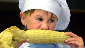 Kids learn nutrition in the kitchen at Virtua