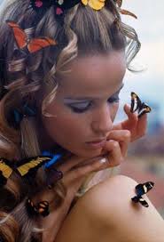 Leah Schafer Johnston (buymauileah)