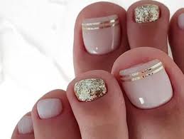 Abajo te dejo 2 links tanto para decorar las uñas de tus pies. Elegantes Decorado De Unas Pies 2019 Disenos De Unas Portizaz