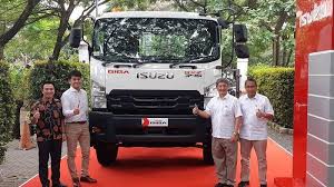 Isuzu trucks and engines service manuals pdf, workshop manuals, wiring diagrams, schematics circuit diagrams, fault codes free download. New Isuzu Giga Tractor Head Hadir 4 Varian Dengan Daya Angkut Hingga 46 1 Ton Warta Kota