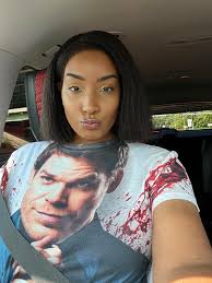 Love my Dexter shirt and love me some Michael C hall. 😂 😍🫠💉🩸