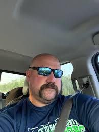 D.Grove (@DakodaGrove)