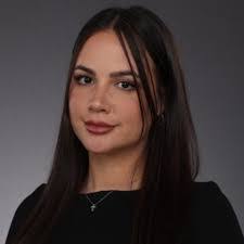 Loren Ward's Instagram, Twitter & Facebook