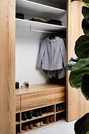 Posted by caryne ratnasari posted on march 26, 2019 with no comments. 32 Smart Closet Designs Ergonomic Organizing Rules Shairoom Com Smart Closet Small Closet Space Small Space Closet Design
