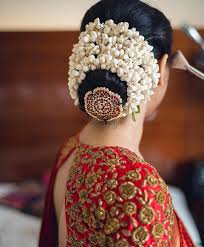Indian women are now became aware of evolving hairstyles around the globe. Top 85 Bridal Hairstyles That Needs To Be In Every Bride S Gallery Shaadisaga