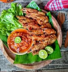 Resep ayam geprek yang wajib bunda coba cek disini. Cara Buat Sambel Korek Python