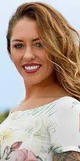 Agnes Cavanaugh's Instagram, Twitter & Facebook