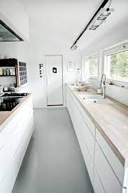 53 variantes pour les cuisines blanches simple kitchen design galley kitchen design galley kitchen remodel