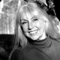 Lori Snow's Instagram, Twitter & Facebook