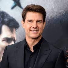 After developing an interest in acting during high school, he rocketed to fame with his star turns in risky business and top. Omg Das Ist Die Neue Freundin Von Tom Cruise Cosmopolitan