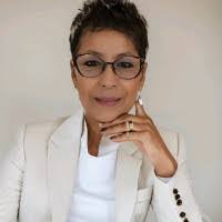 Erica Mazur's Instagram, Twitter & Facebook