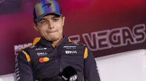 Alice shaw naked had a delay in my flight in the Chicago