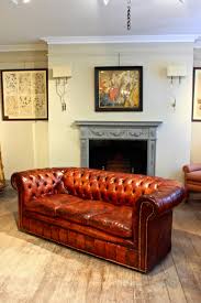 12 best chesterfield red seats and sofas images on pinterest with red leather chesterfield sofas view photo 18 of 20. Chesterfield Sofa Antique Caseconrad Com