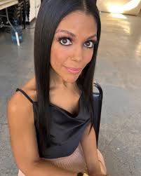 New season alert! Can we get 900 likes and shares to make it happen? ❤️✨