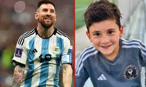 La foto! Lionel Messi reveló ante el mundo la costumbre bien argentina que  tiene su hijo Ciro - Revista Paparazzi