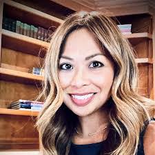 Yoon Saechao's Instagram, Twitter & Facebook