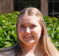 Paige Lindley's Instagram, Twitter & Facebook