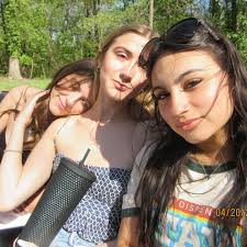 ela lewis 🪩🌺 (@elalewis_16) • Instagram photos and videos