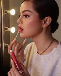 Your independent guide to the best entertainment in 2021! Selena Gomez 01 11 2021 Celebmafia